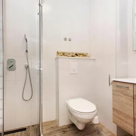 Apartments Makarska *