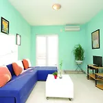 アパート Apartments Makarska マカルスカ