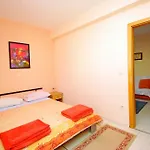 アパート Apartments Makarska