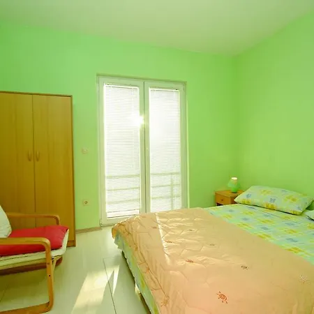 Apartments Makarska