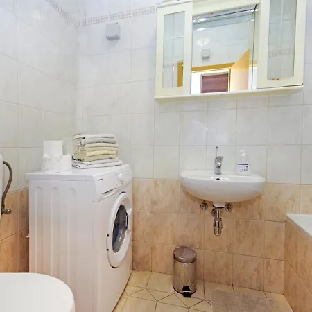 Apartments Makarska Διαμέρισμα *