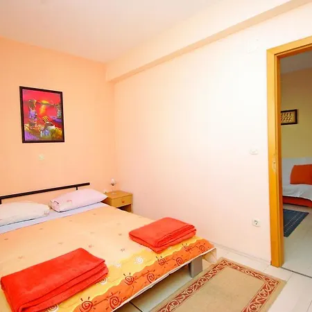 아파트 Apartments Makarska
