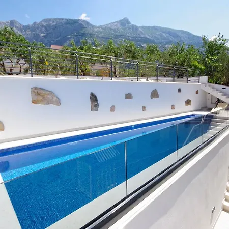 Apartments Makarska 아파트