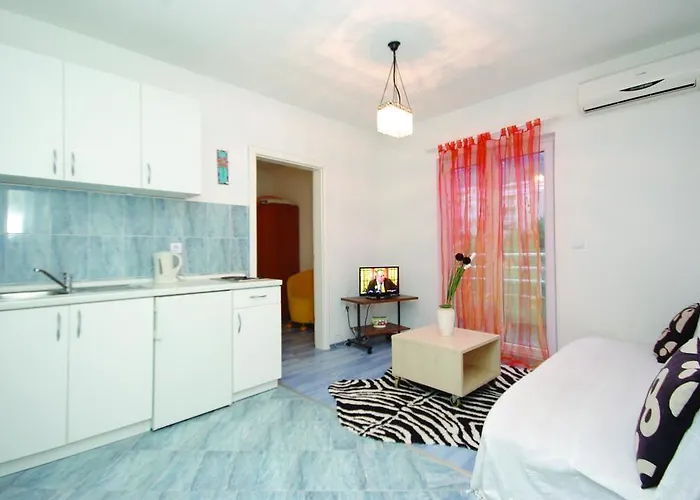 Apartments Makarska * 마카르스카