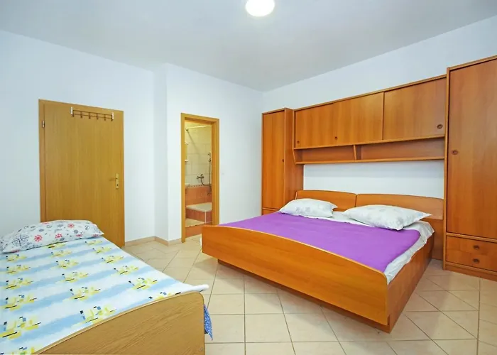 아파트 Apartments Makarska