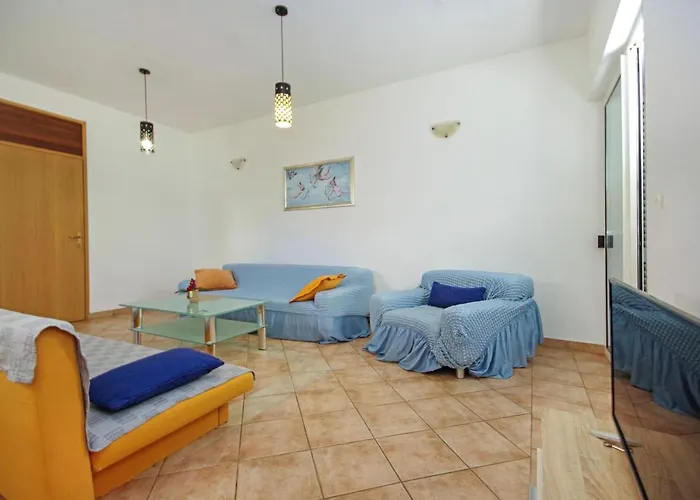 דירה Apartments Makarska מאקרסקה