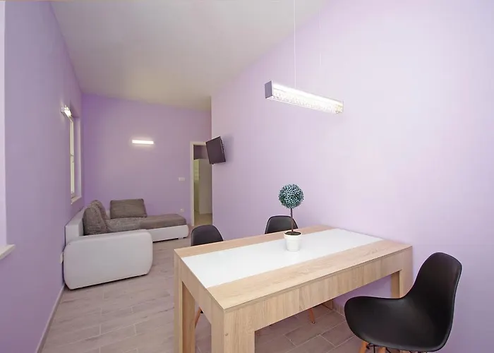아파트 Apartments Makarska 마카르스카