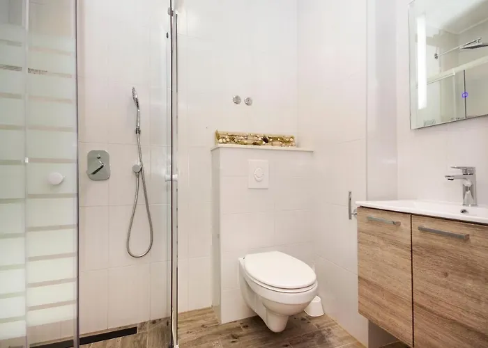 Apartments Makarska *